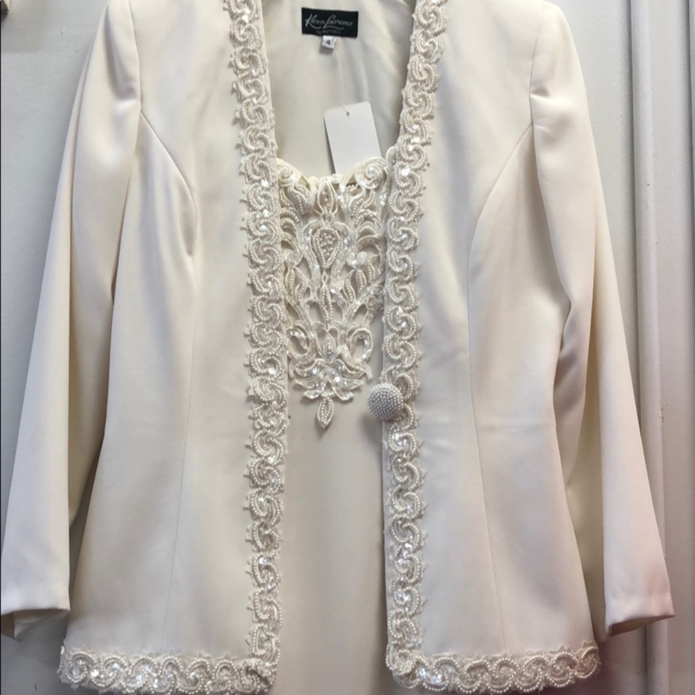 Women’s dress